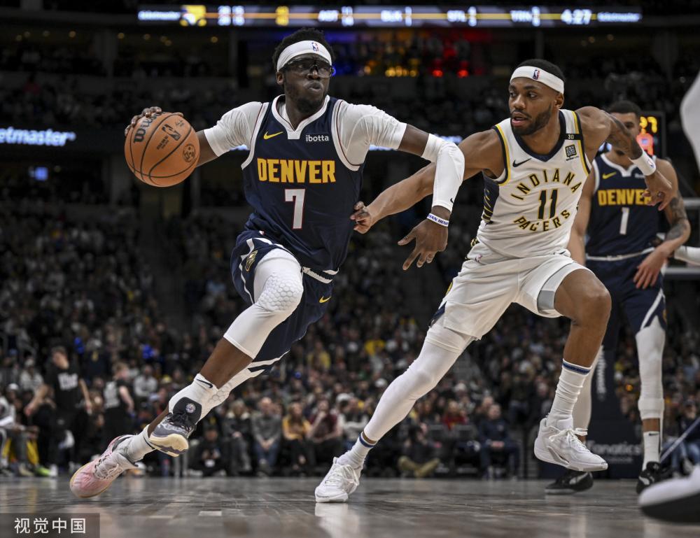 了她灵活的 了她灵活的