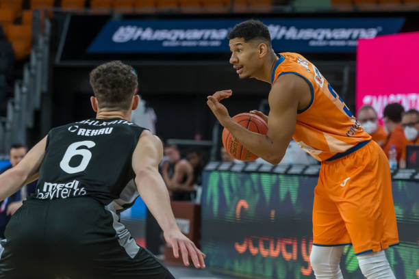 渐得到更多 渐得到更多