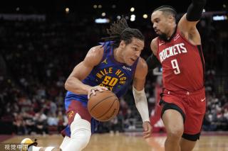 总教头督战！安切洛蒂携皇马教练组成员观战U19马德里德比.