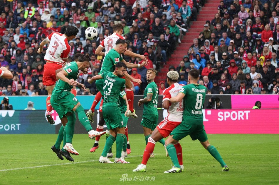 曼恩3年4700万提前续约快船 上赛季场均8.8分.