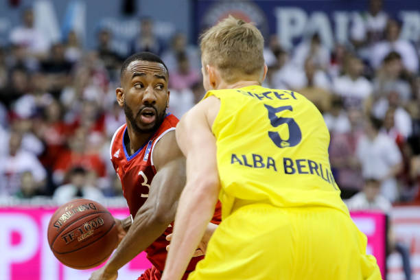 导致成绩滑 导致成绩滑