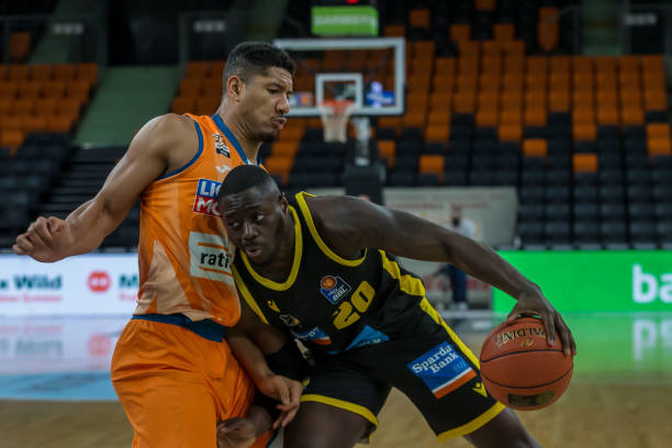 战资格的竞 战资格的竞