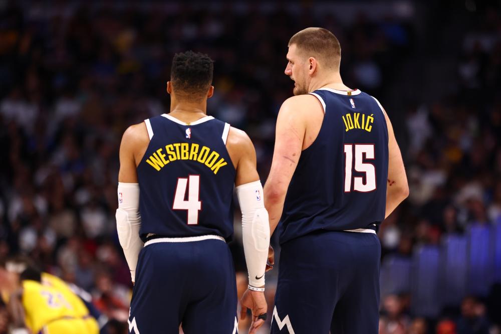 更是其主动 更是其主动